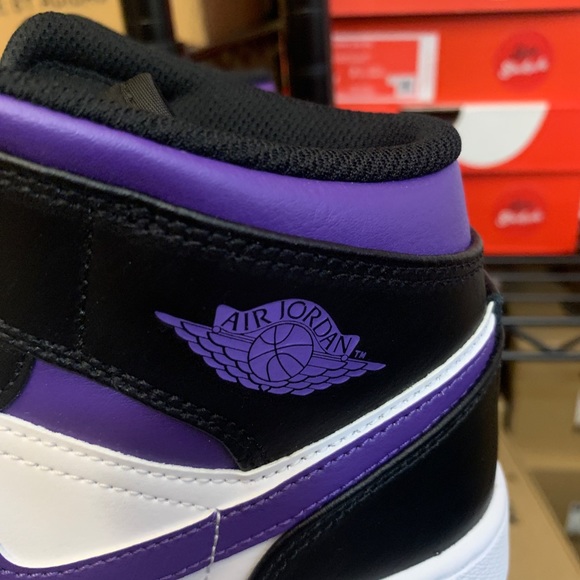 Nike Air Jordan 1 Mid Dark Iris Black White Shoes 554724-095 Youth & Men's Sizes - Picture 8 of 12